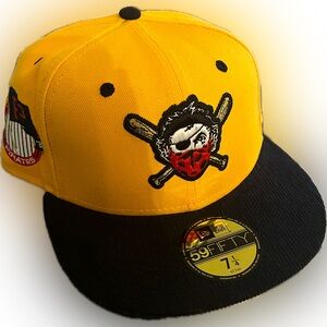 RARE Pittsburgh Pirates Custom “Masked Pirates” Fitted Hat - Size 7 1/4 (NWT)